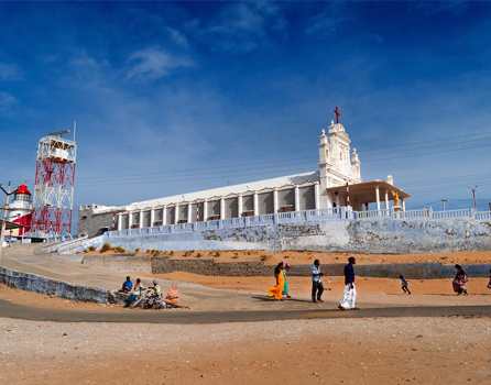 Best Hotels Near Tiruchendur Murugan Temple