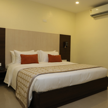 Best Hotels in palani